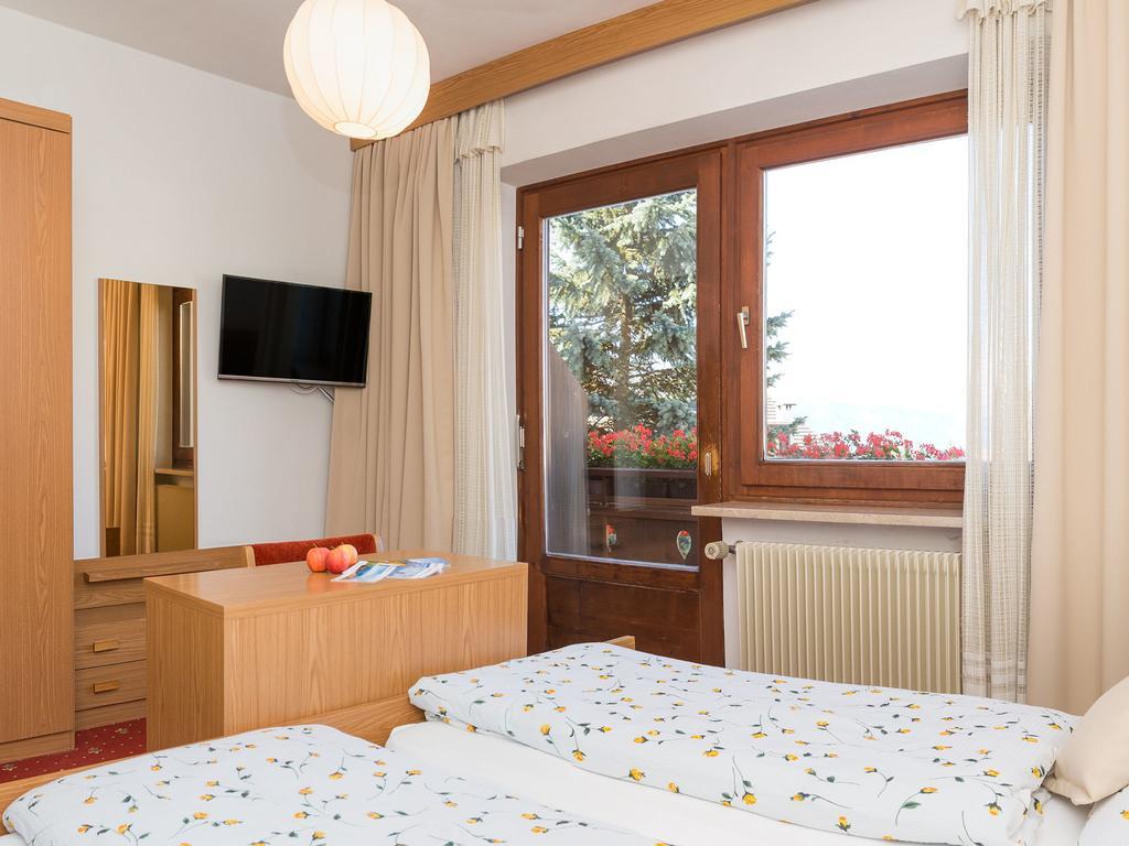 Haus Elisabeth Hotel Nova Ponente Exterior photo